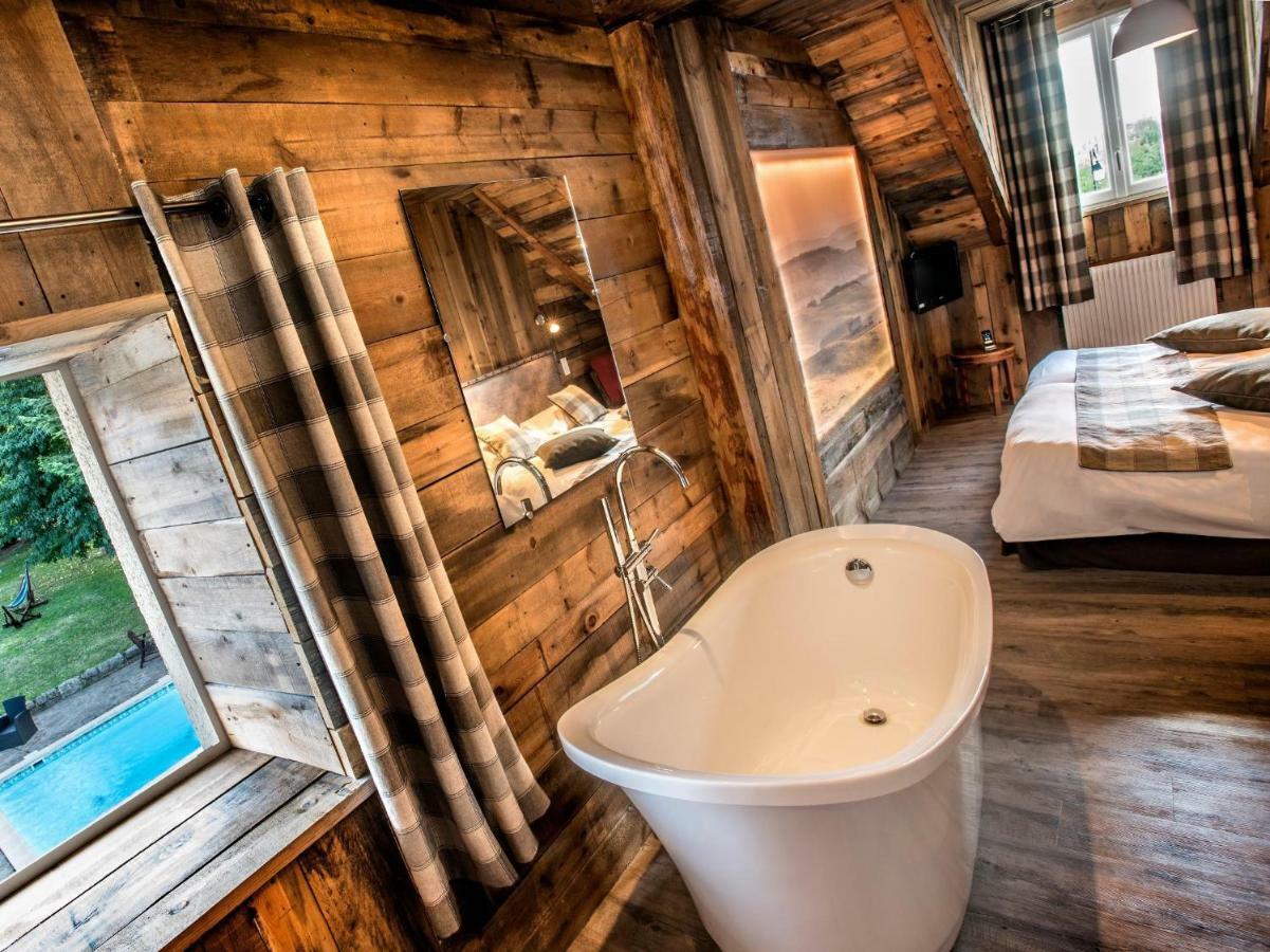 Hotel Le Rocher Blanc Albaret-Sainte-Marie ภายนอก รูปภาพ